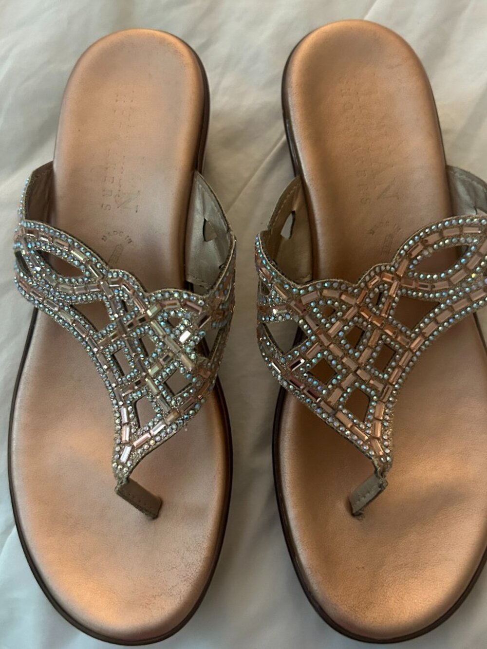 GOLD METALLIC SANDALS